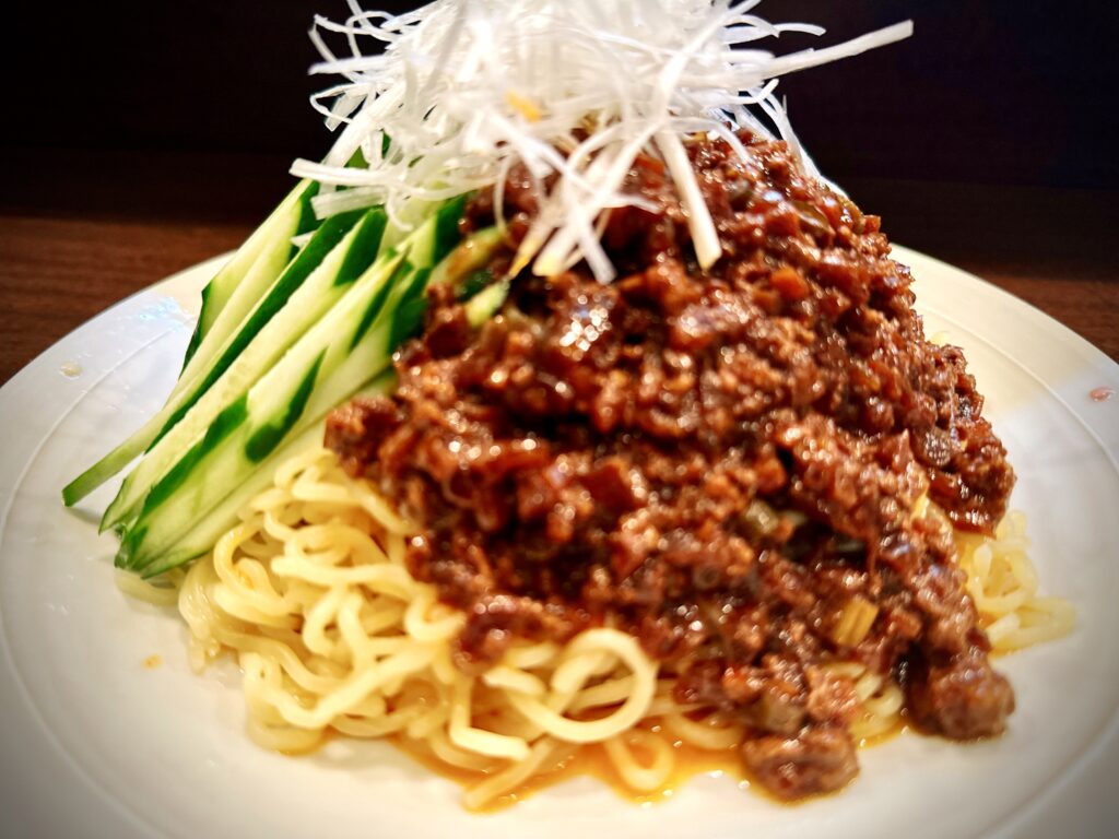 所沢　ジャージャー麺　炸醤麺　冷やし中華