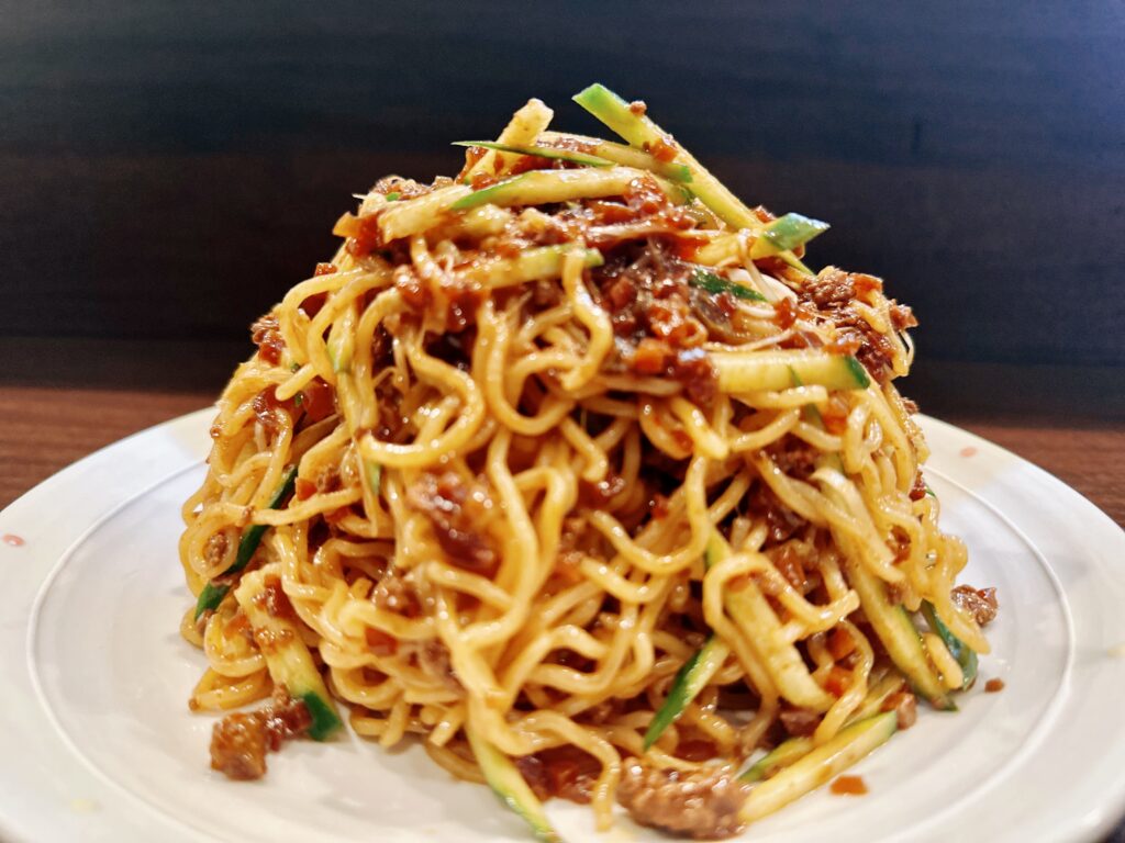 所沢　ジャージャー麺　炸醤麺　冷やし中華